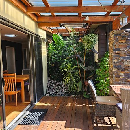 Heta Road B&B New Plymouth Exterior foto