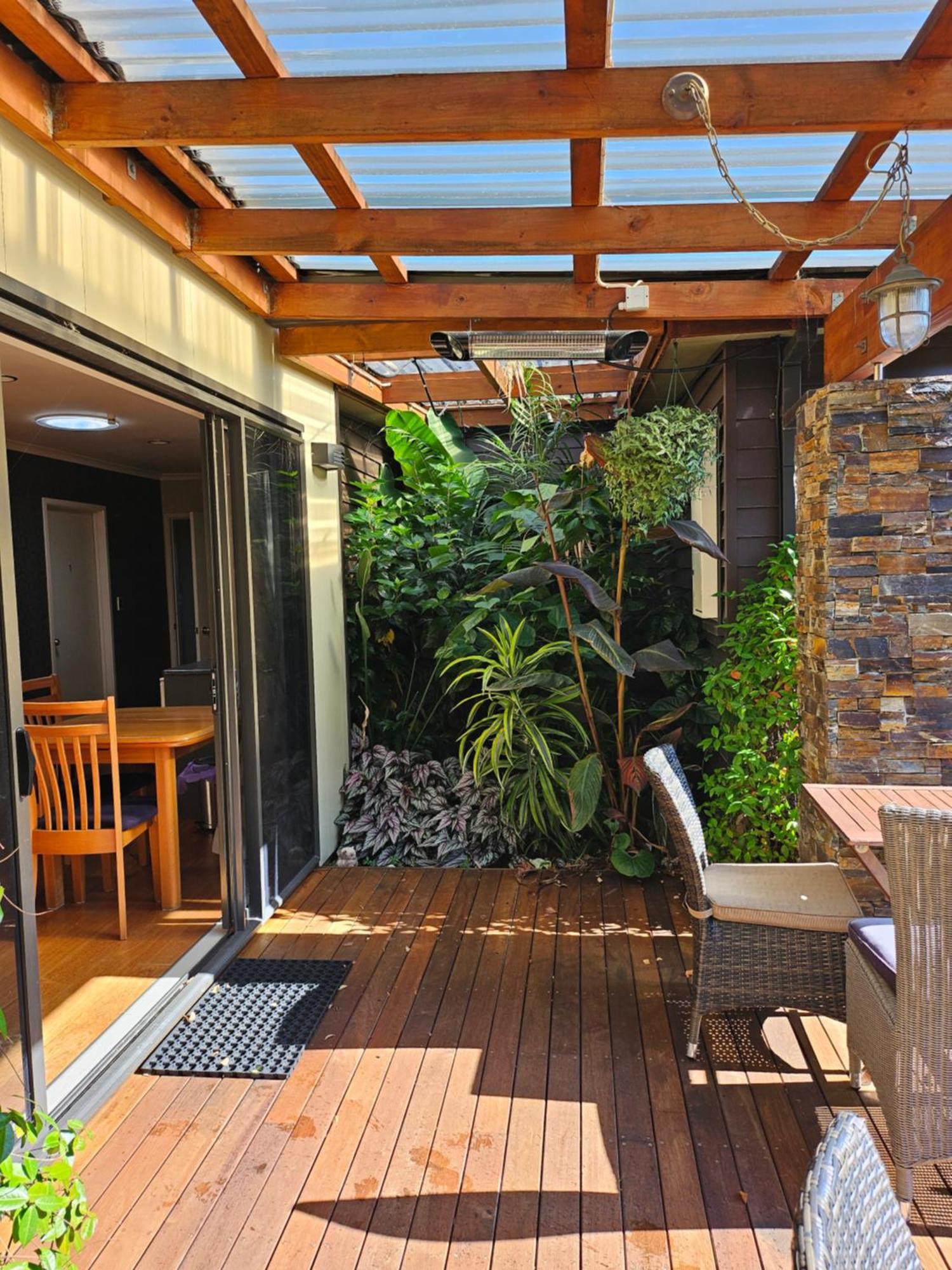 Heta Road B&B New Plymouth Exterior foto