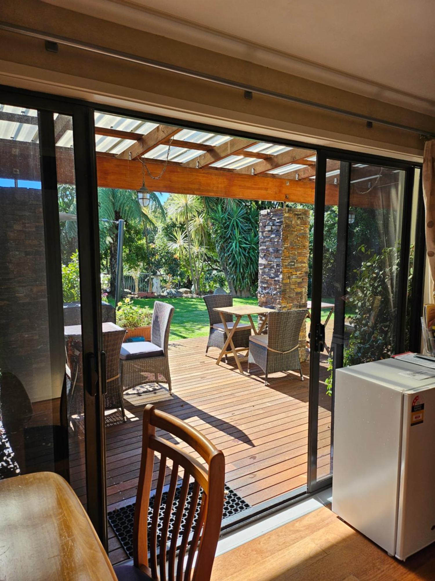 Heta Road B&B New Plymouth Exterior foto