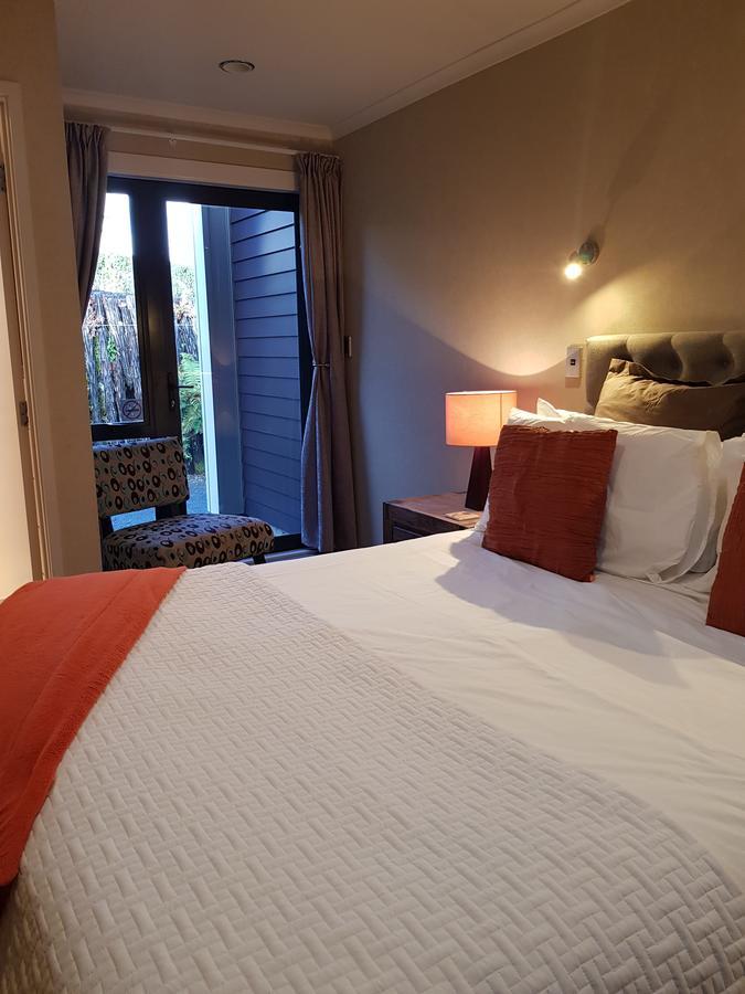 Heta Road B&B New Plymouth Exterior foto